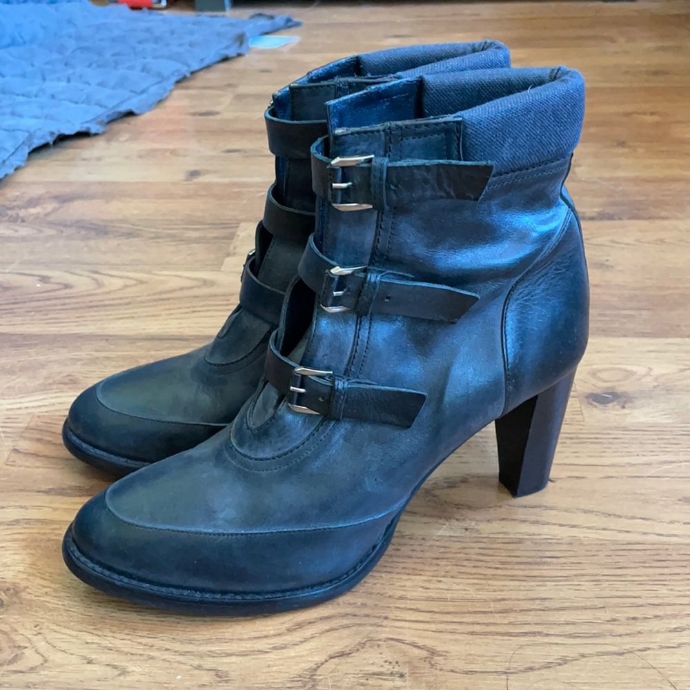 J crew leather moto buckle boots